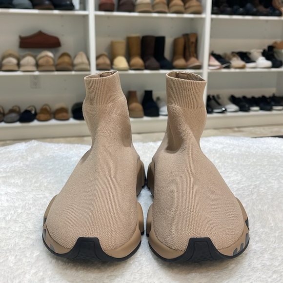 Balenciaga Speed Graffiti Sneakers - Picture 3 of 9